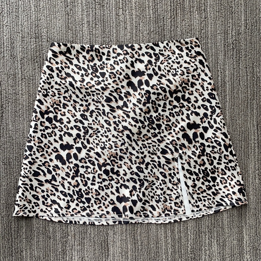 PRINCESS POLLY SATIN LEOPARD PRINT MINI SKIRT
